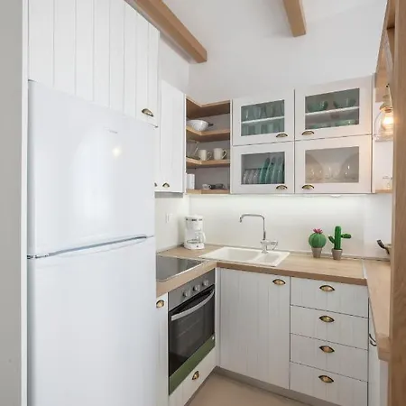 Nautilus Sea View 4 דירה פפקוהורי