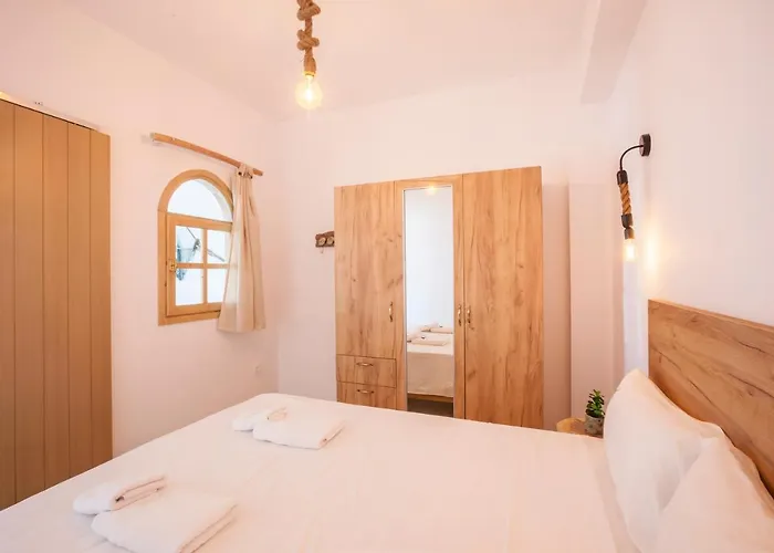 Nautilus Sea View 4 *